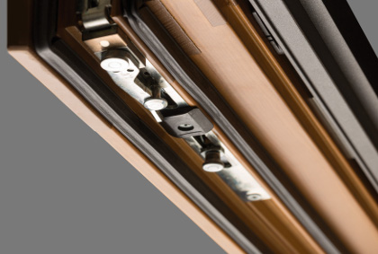 Vertical Windows: Cutting-Edge Hardware and Innovation - FAKRO